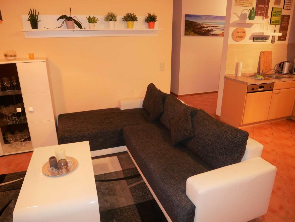 Ferienwohnung Lena mit Terrasse und Tiefgarage Koserow Exterior foto