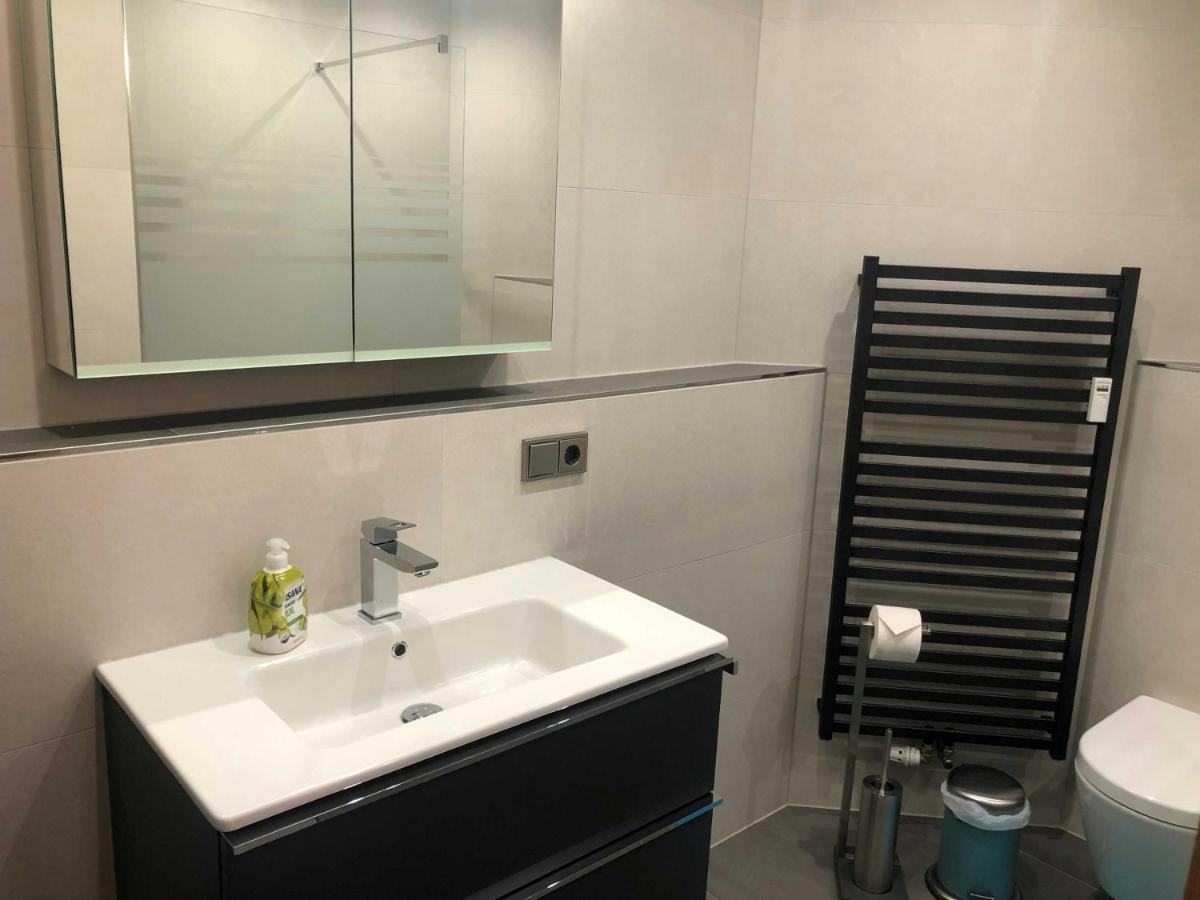Ferienwohnung Lena mit Terrasse und Tiefgarage Koserow Exterior foto