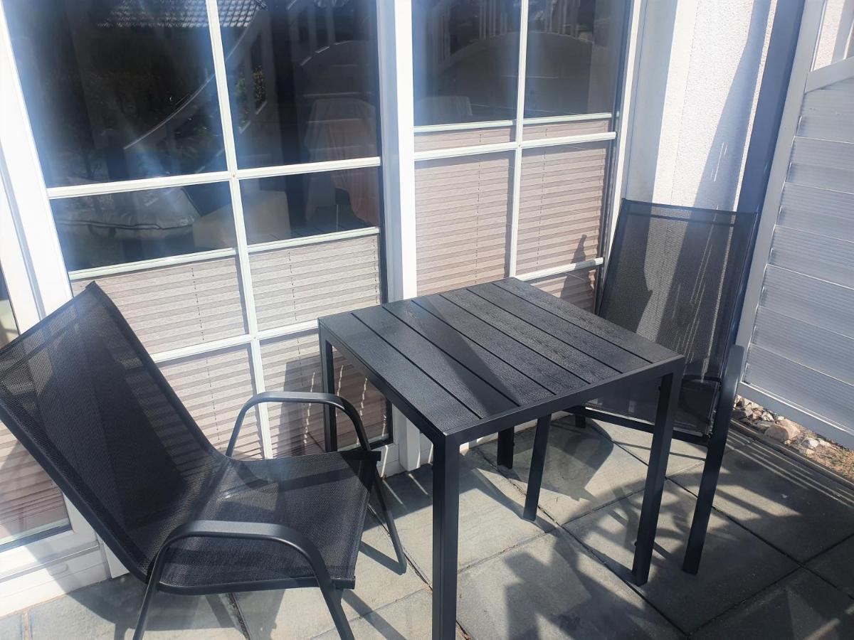 Ferienwohnung Lena mit Terrasse und Tiefgarage Koserow Exterior foto